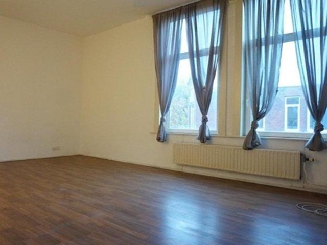 Studio te huur in Rivierenbuurt, Zuid Holland