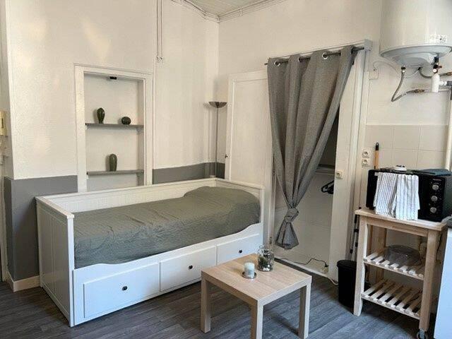 Studio location à Bordeaux, Port de la Lune, Bordeaux