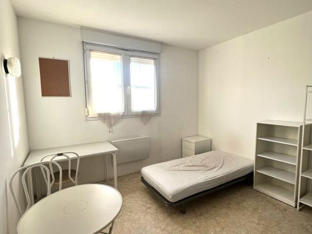 Studio location à Arras