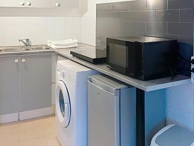 Studio location à Estouches, Le Mérévillois