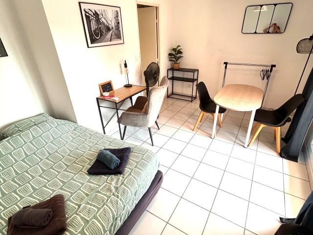 Studio location à Costières Sud Family Village, Nîmes
