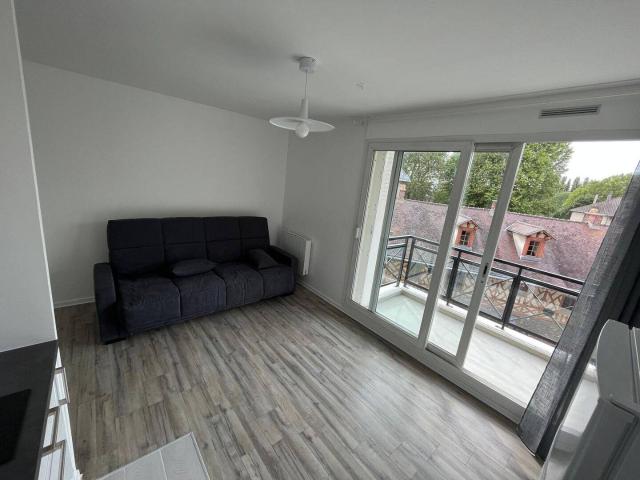 Studio location à Sarcelles, Val-d'Oise