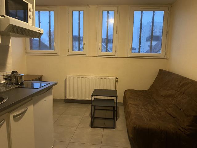 Studio location à Melun