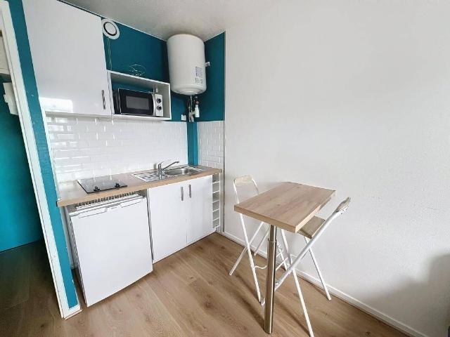 Studio location à Montjoyeux, Tours