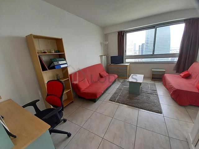 Studio location à Nanterre, Courbevoie
