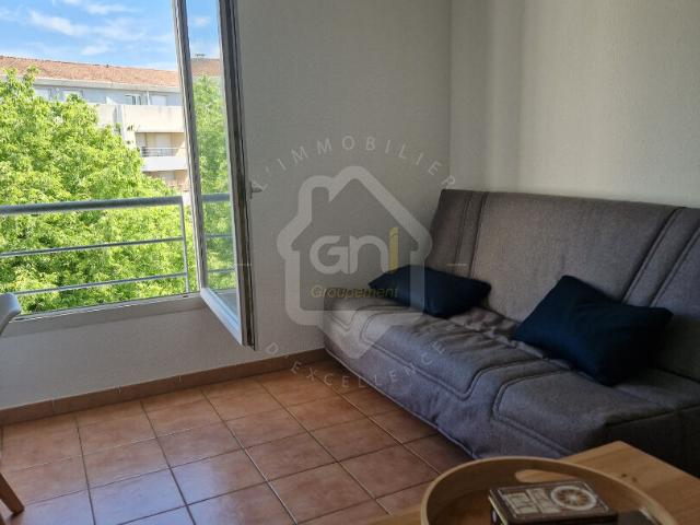 Studio location à Avignon