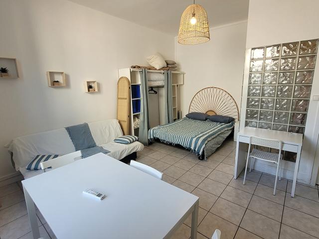 Studio location à Avignon