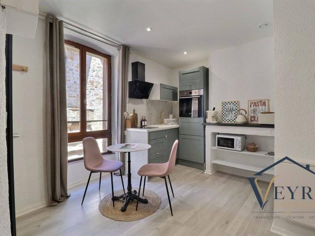 Studio location à Longues, Vic-le-Comte