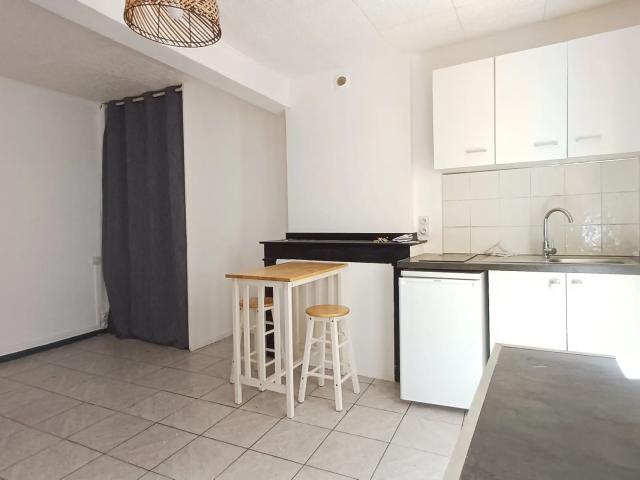 Studio location à Bourg, Narbonne