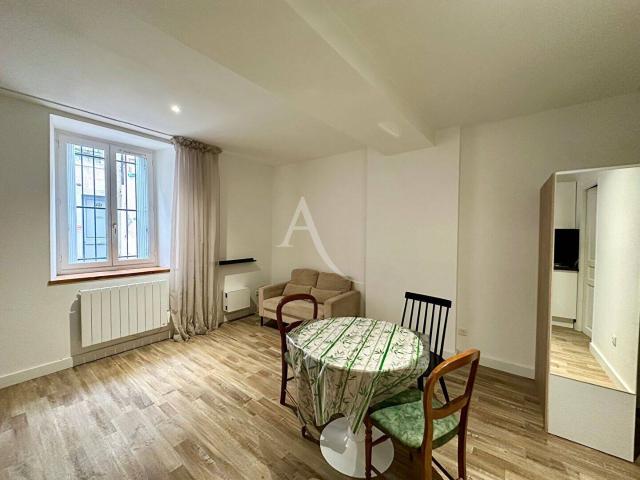 Studio location à Carcassonne, Aude