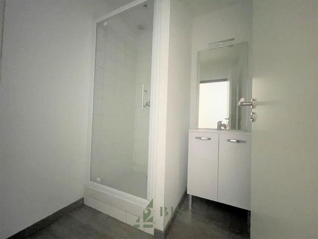 Studio location à Roanne