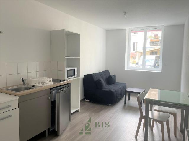 Studio location à Roanne