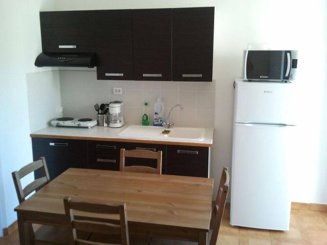 Studio location à Écusson, Nîmes