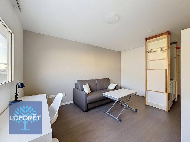 Studio location à Évry Village, Évry-Courcouronnes