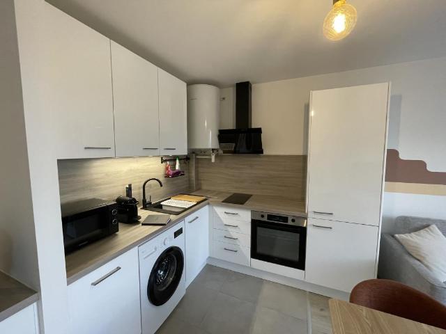 Studio location à Le Bourg, Caluire-et-Cuire
