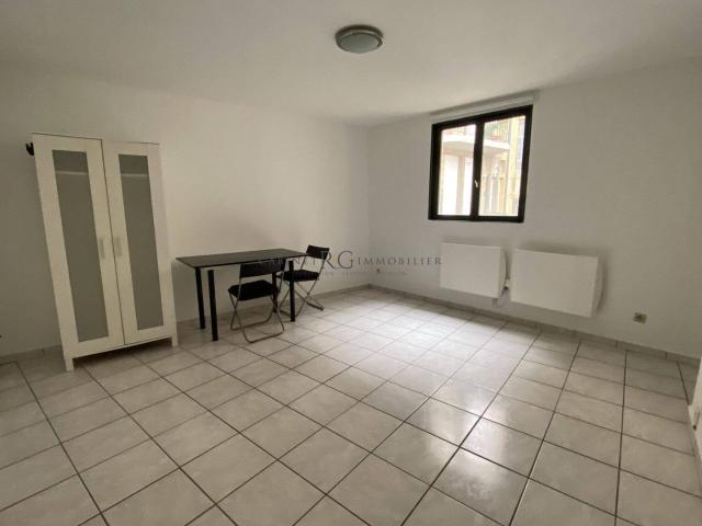 Studio location à Nouvelle Ville, Metz