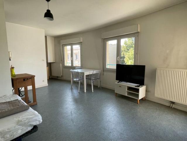 Studio location à Poitiers