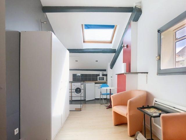 Studio location à Carreterie - Université, Avignon