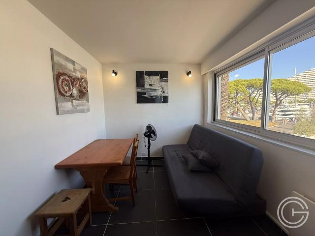 Studio location à Villeneuve-Loubet, Alpes-Maritimes