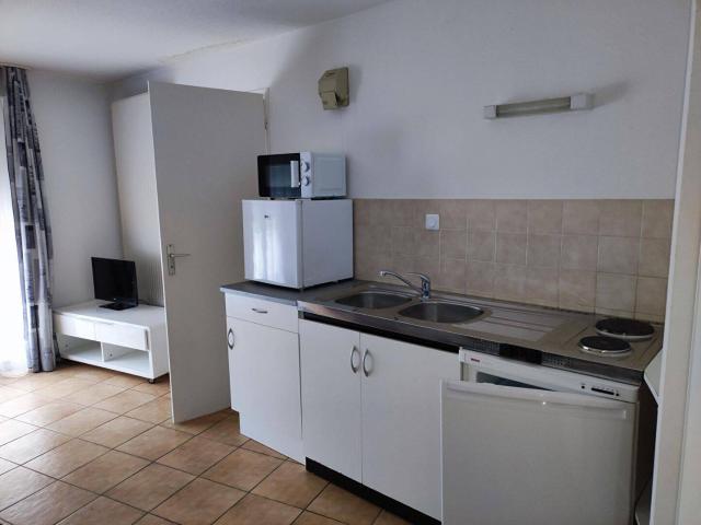 Studio location à Bouvent, Oyonnax