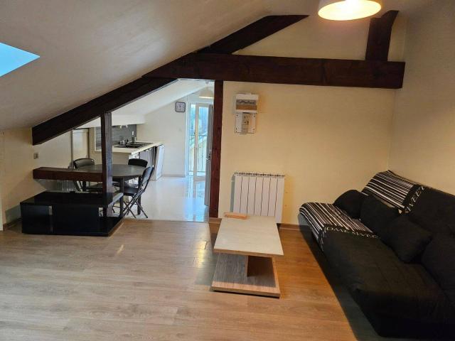 Studio location à Saint-Jean-de-Moirans, Isère