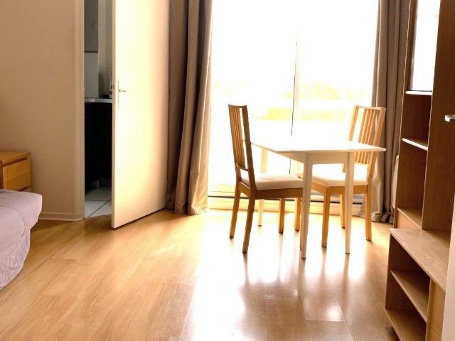 Studio location à Quartier Cœur de Ville, Courbevoie