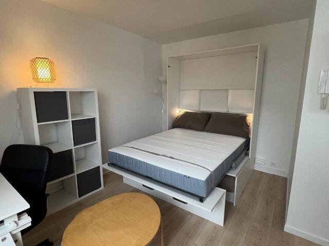 Studio location à Bordeaux, Port de la Lune, Bordeaux