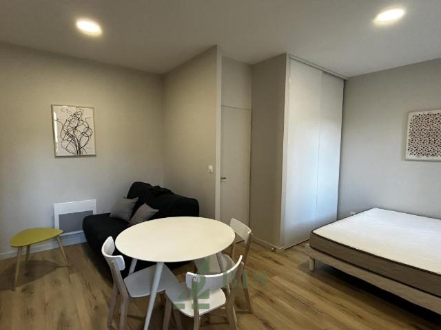 Studio location à Roanne