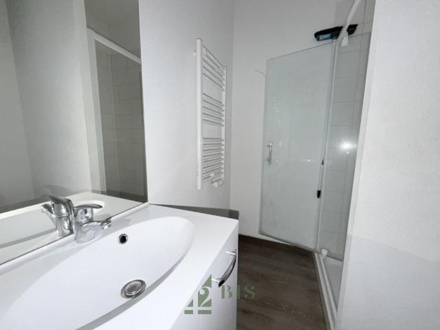 Studio location à Roanne