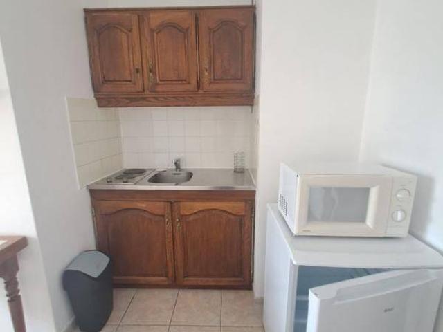 Studio location à Cortelin, Saint-Rémy