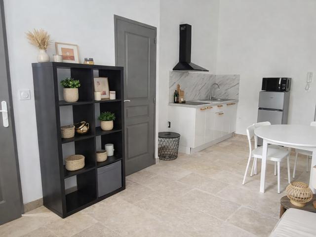 Studio location à Nîmes, Bagnols-sur-cèze
