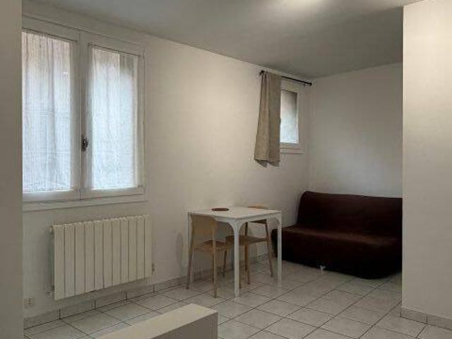 Studio location à Saint-Éloi, Rodez