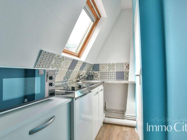 Studio location à Paris 8e Arrondissement, Paris