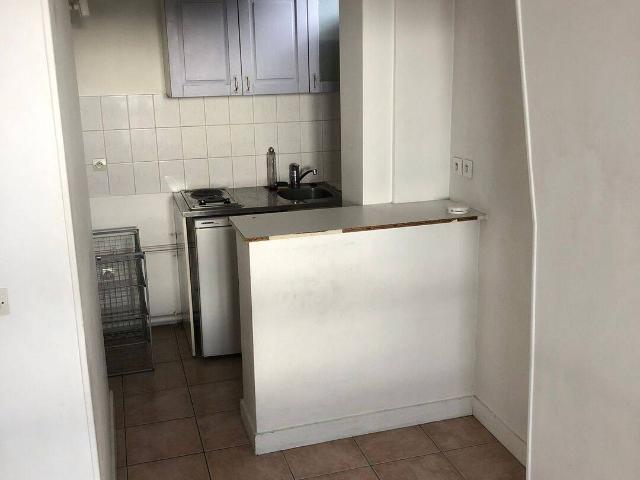 Studio location à Paris 12e Arrondissement, Paris