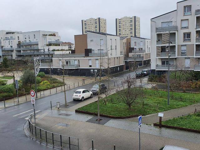 Studio location à Bonneuil-sur-Marne, Val-de-Marne