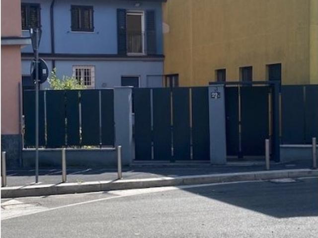 Appartamento in affitto a Morivione, Milano