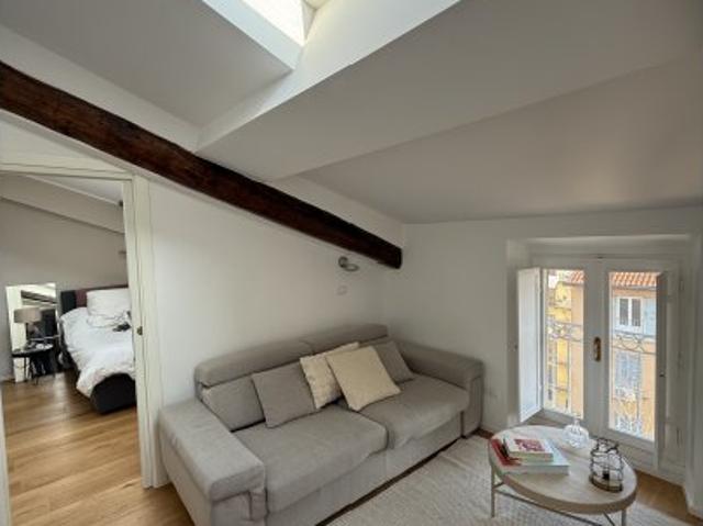 Appartamento in affitto a Centro storico, Milano