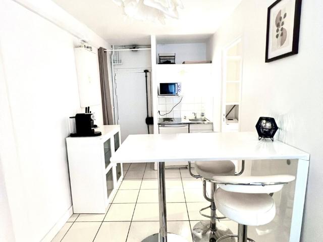 Studio location à Paris, Île-de-France