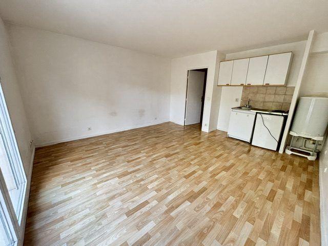 Studio location à Versailles, Montigny-le-bretonneux
