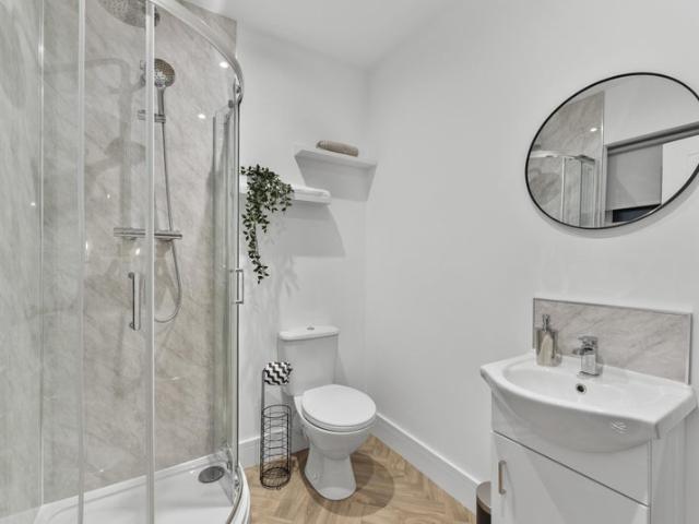 Studio for rent in Upperton, Eastbourne