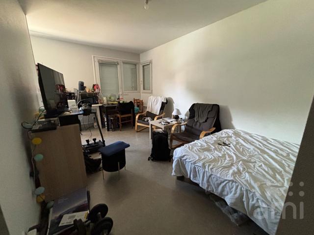 Studio location à Niort