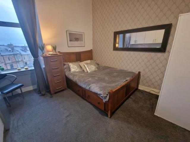 Studio for rent in Battlefield, Scotland