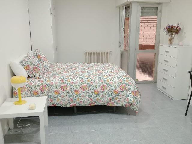 Estudio en alquiler en Oviedo, Asturias