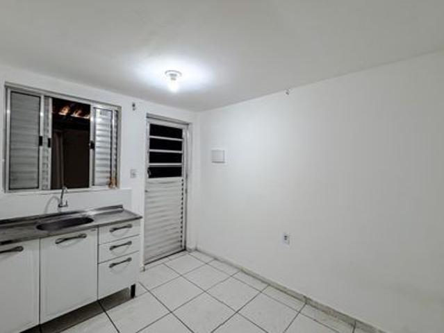 Kitnet aluguel em Região Imediata de São Paulo, Região Metropolitana de São Paulo