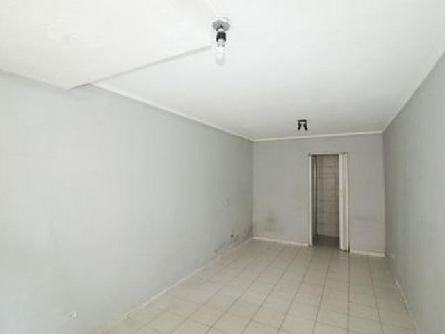 Kitnet aluguel em Região Imediata de São Paulo, Região Metropolitana de São Paulo