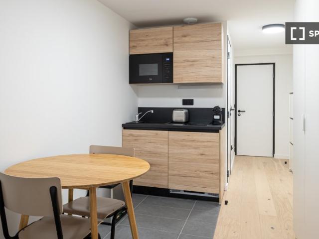 Studio location à Clichy, Hauts-de-Seine