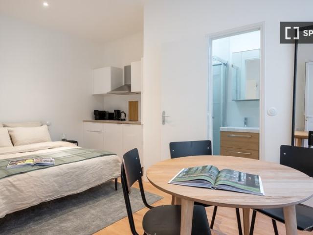 Studio location à Bobigny, Vaux-montreuil