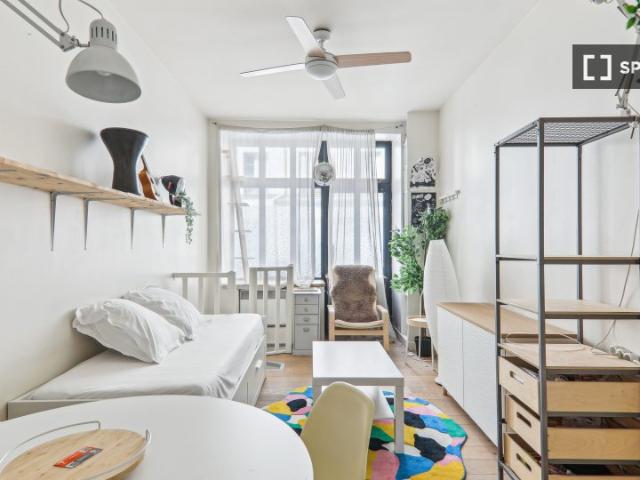 Studio location à Quartier de Clignancourt, Paris