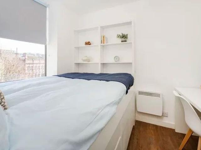 Studio for rent in Old City, Bristol