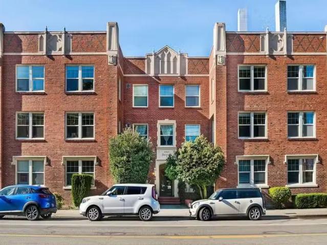 Condo for sale in Seattle